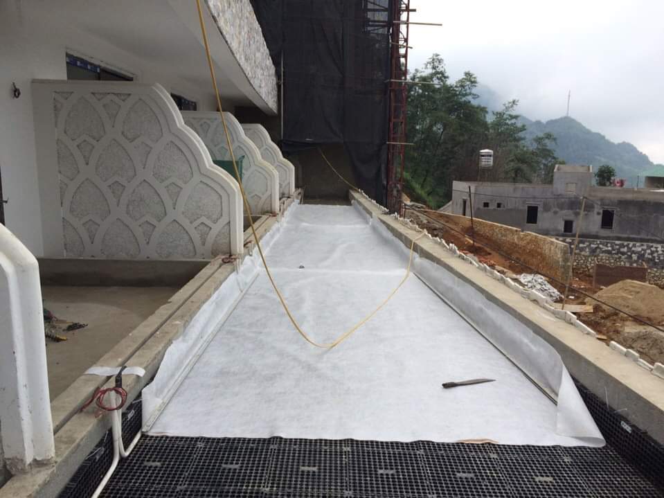 vải địa kỹ thuật dễ thi công